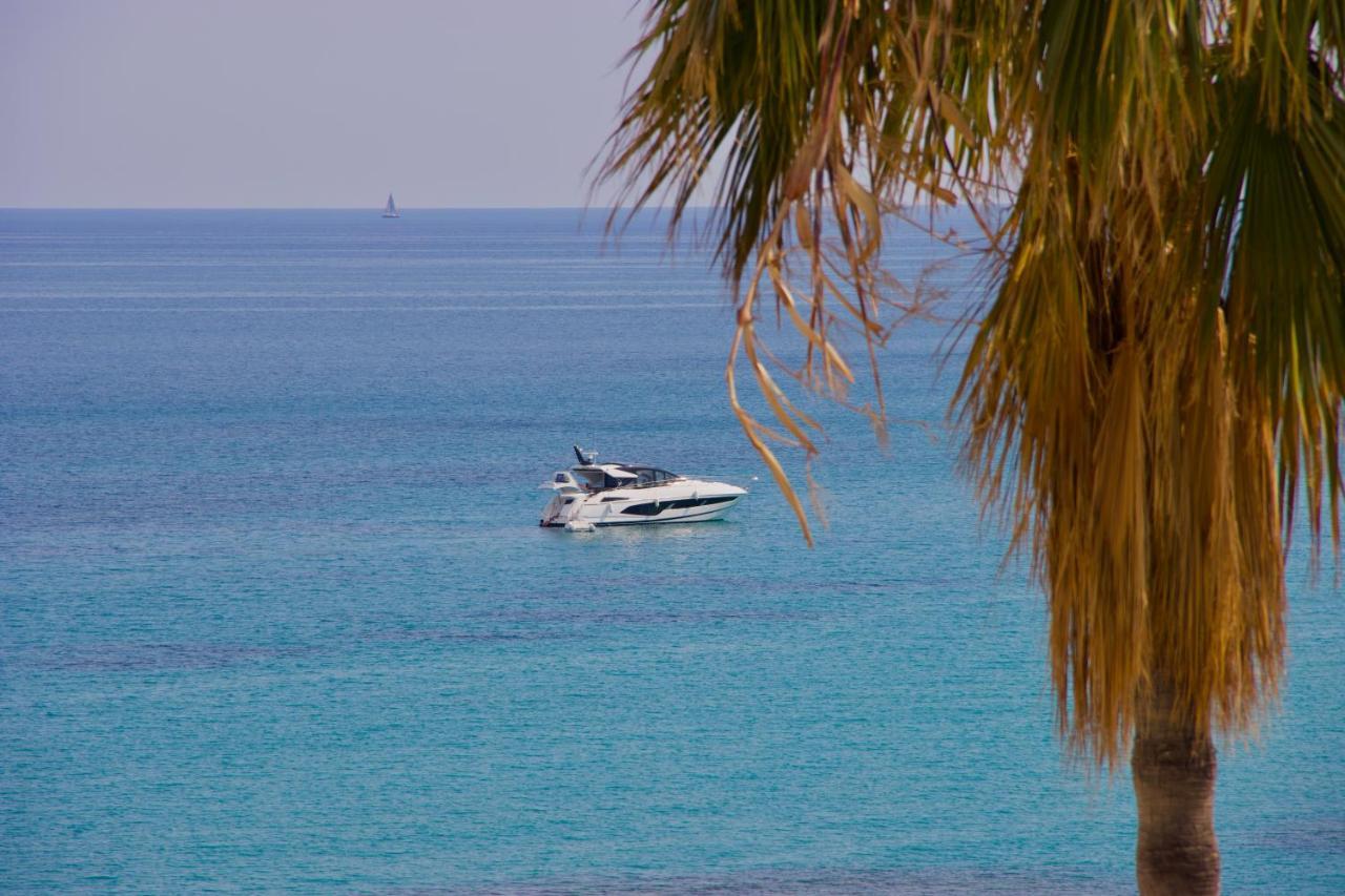 "Dans Les Toits De La Ville" Plein Centre Et Mer Menton Dış mekan fotoğraf